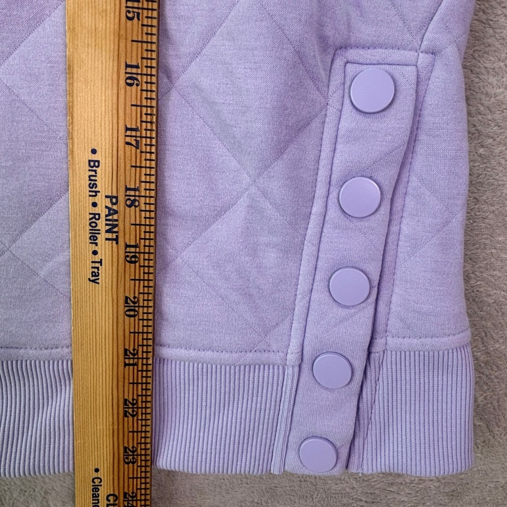 NWT Westbound Women Sweatshirt Size M Purple Quilted Snap Side Pullover Cozy - Picture 4 of 10